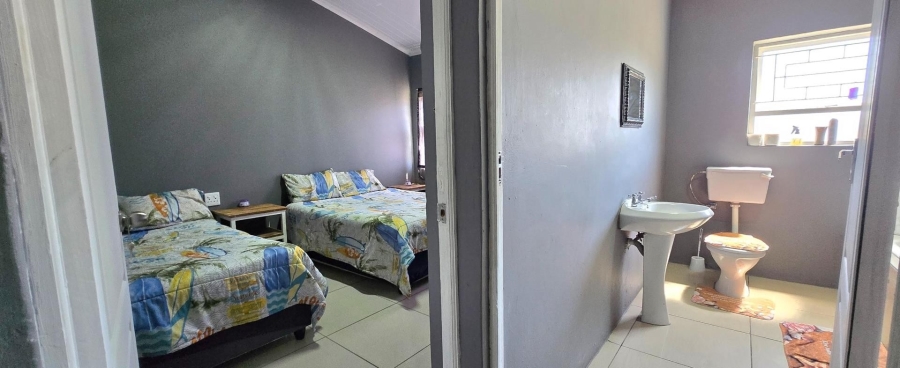 2 Bedroom Property for Sale in Franskraal Western Cape
